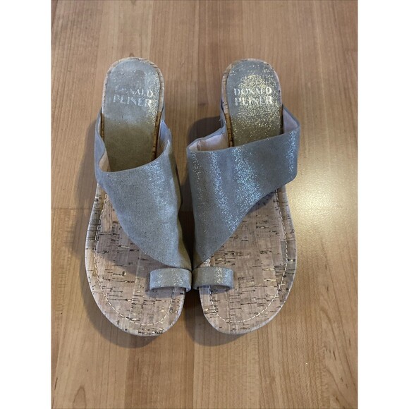 Donald Pliner Gyer Sandals Women's Size 10 Tan Gold Leather Cork Wedge Toe Loop - Picture 4 of 12